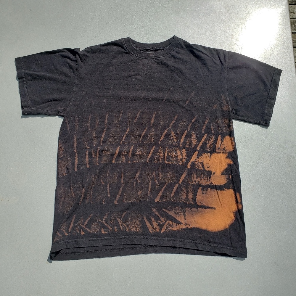 Unisex M Black - Bleach Washed Tee